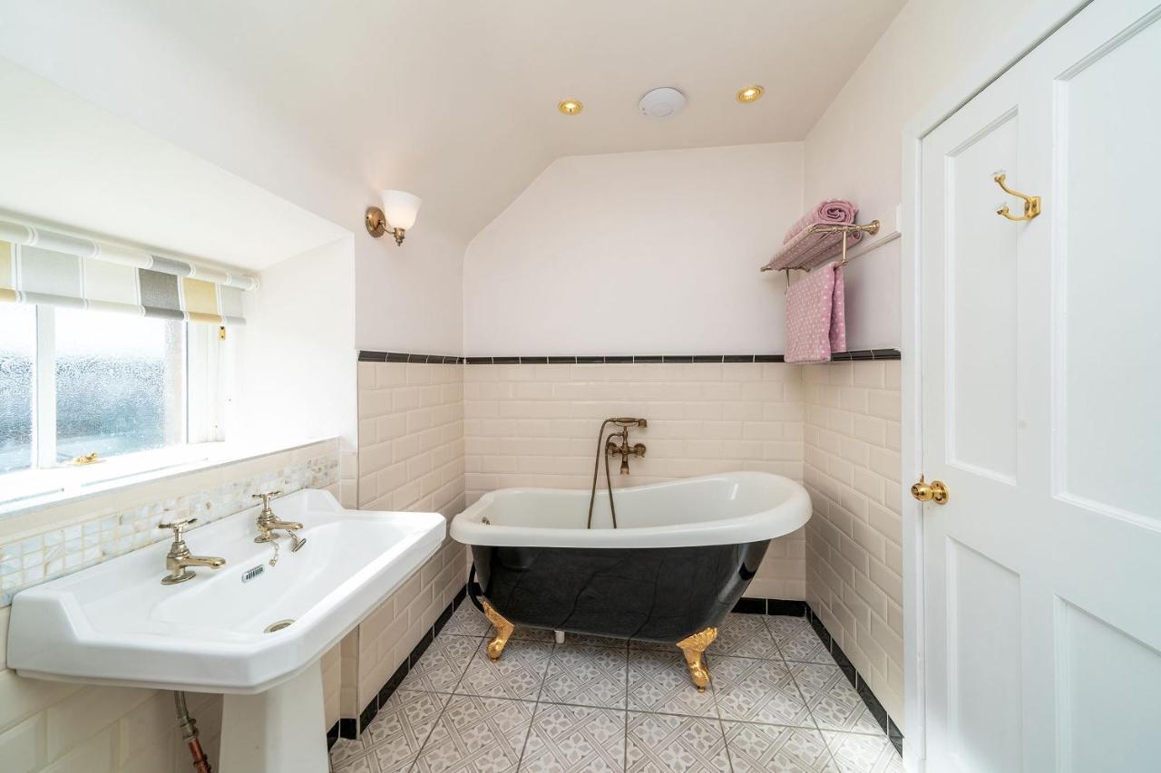 Thrums Cottage Kirriemuir Ngoại thất bức ảnh