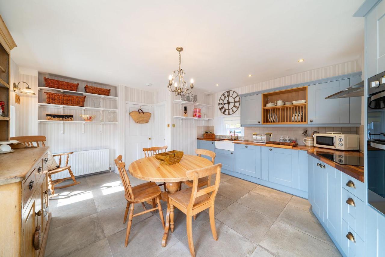 Thrums Cottage Kirriemuir Ngoại thất bức ảnh